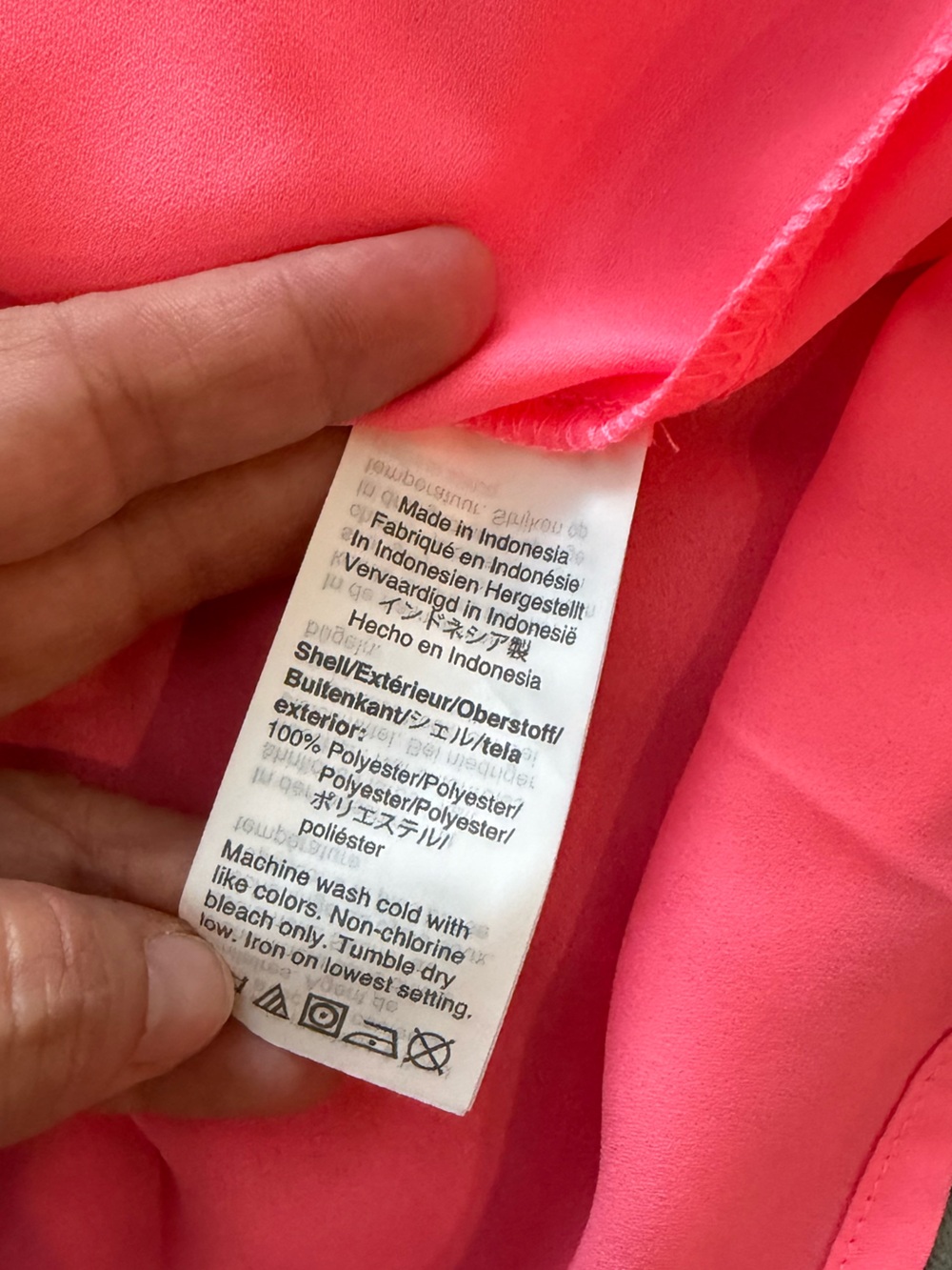 JCrew V-Neck Sleeveless Blouse in Hot Pink medium - Picture 10 of 13
